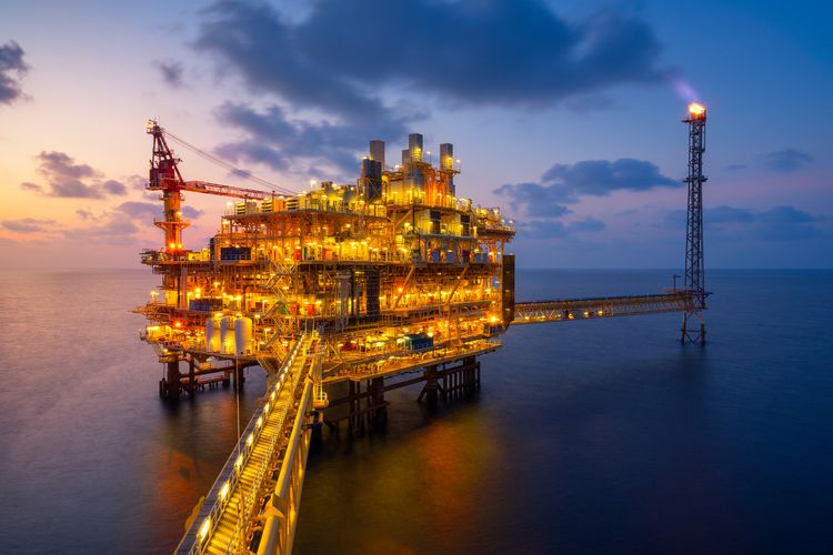 Oil and gas turbomachinery services including compressor maintenance, pump repair, and emergency response for upstream and downstream operations